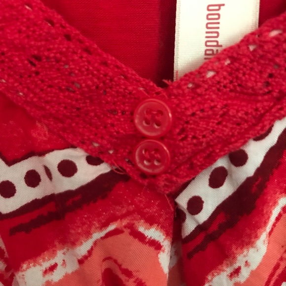 💥SALE💥 🔴2/$10 No Boundaries Juniors Red Chevron Print Tank Top - Picture 3 of 7